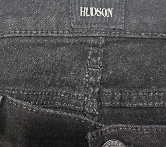 Women's Black Jeans - Picture 2 of 4